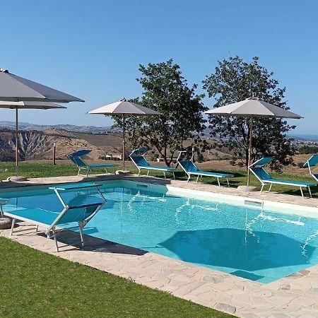 Agriturismo Isola Dei Calanchi - Guest House Atri Kültér fotó