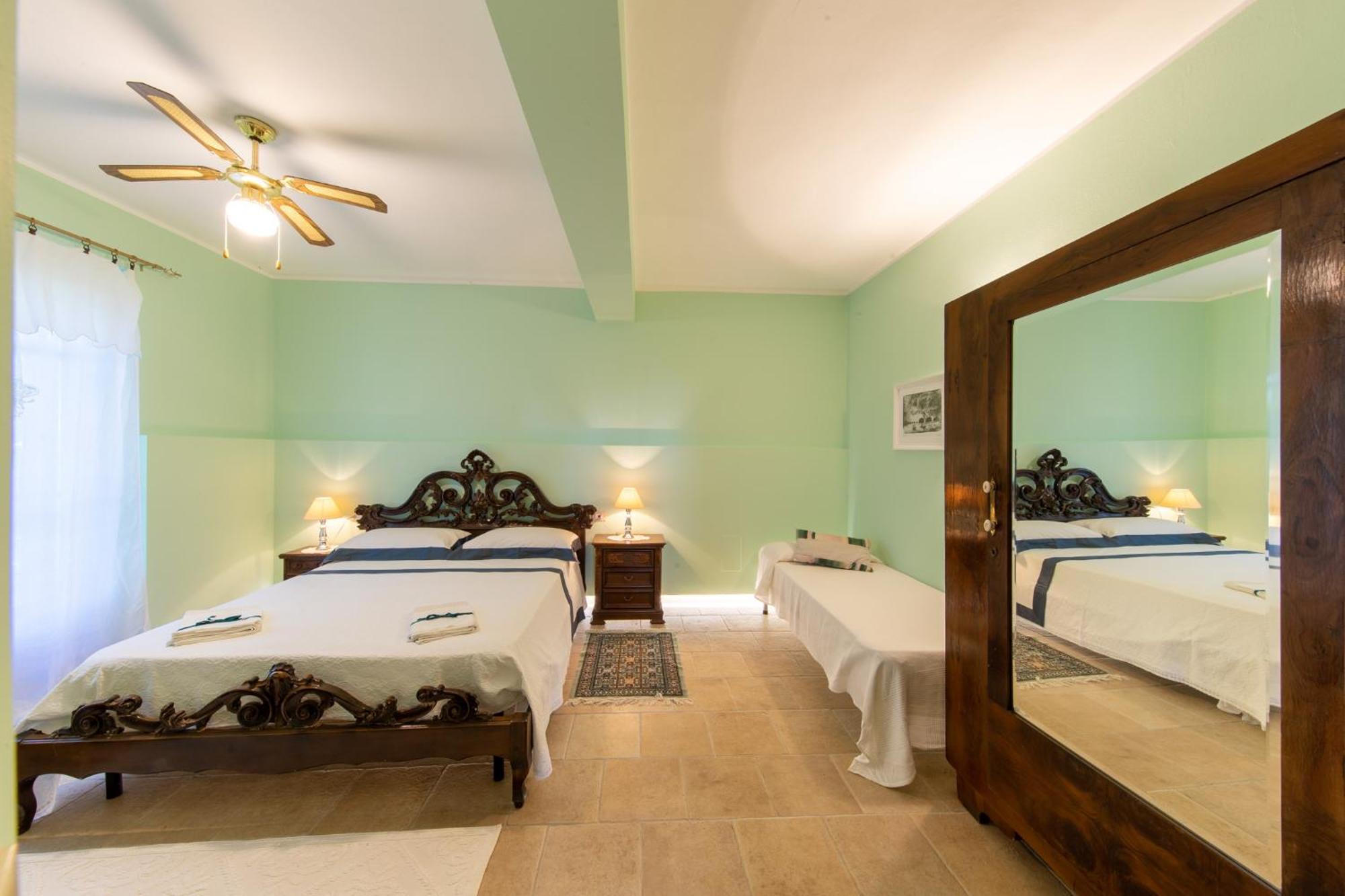 Agriturismo Isola Dei Calanchi - Guest House Atri Kültér fotó