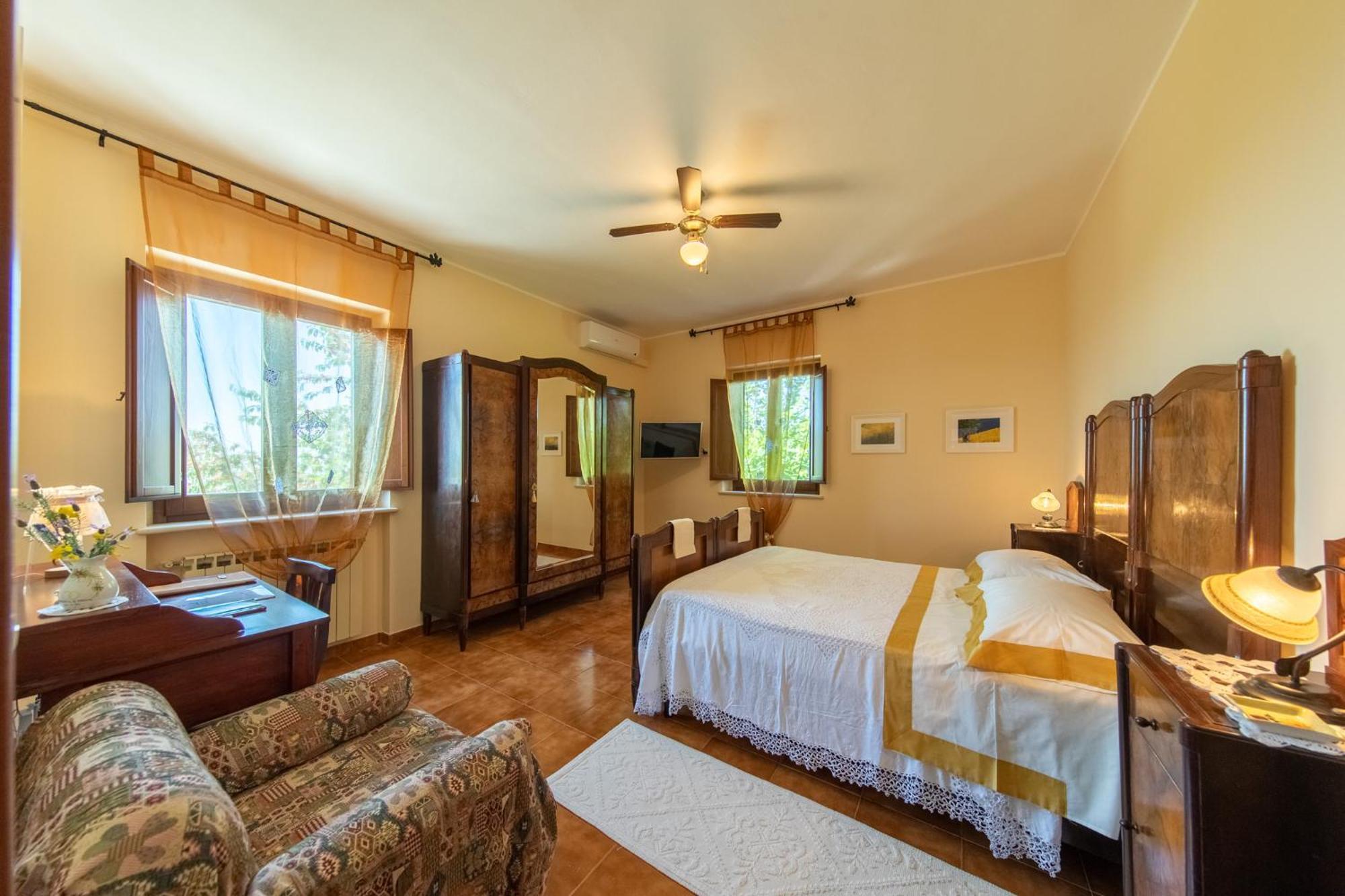 Agriturismo Isola Dei Calanchi - Guest House Atri Kültér fotó